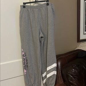NWOT FREE PEOPLE MOVEMENT GRAY W/PINK SPORT ALL STAR LOGO SWEATPANTS SIZE L